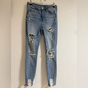 American Eagle Outfitters Light Blue Distressed Skinny Jeans